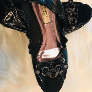Simply Vera Wang Black Patent Leather Size 7